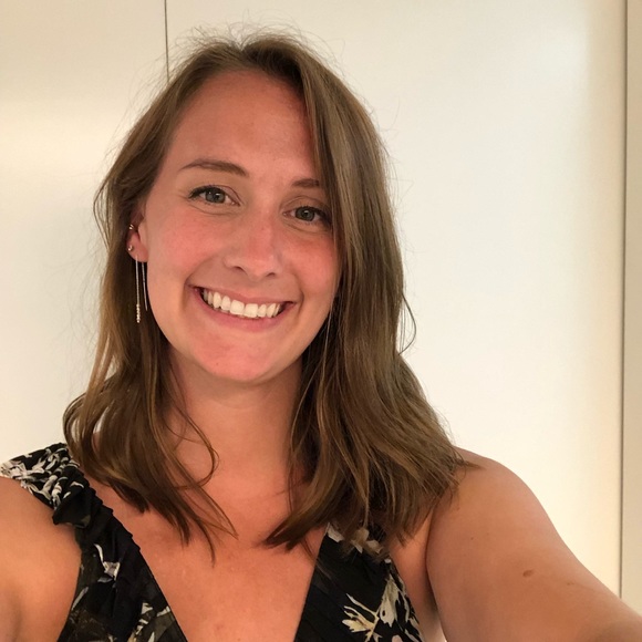 Meet your Posher, Lindsey - Picture 1 of 1